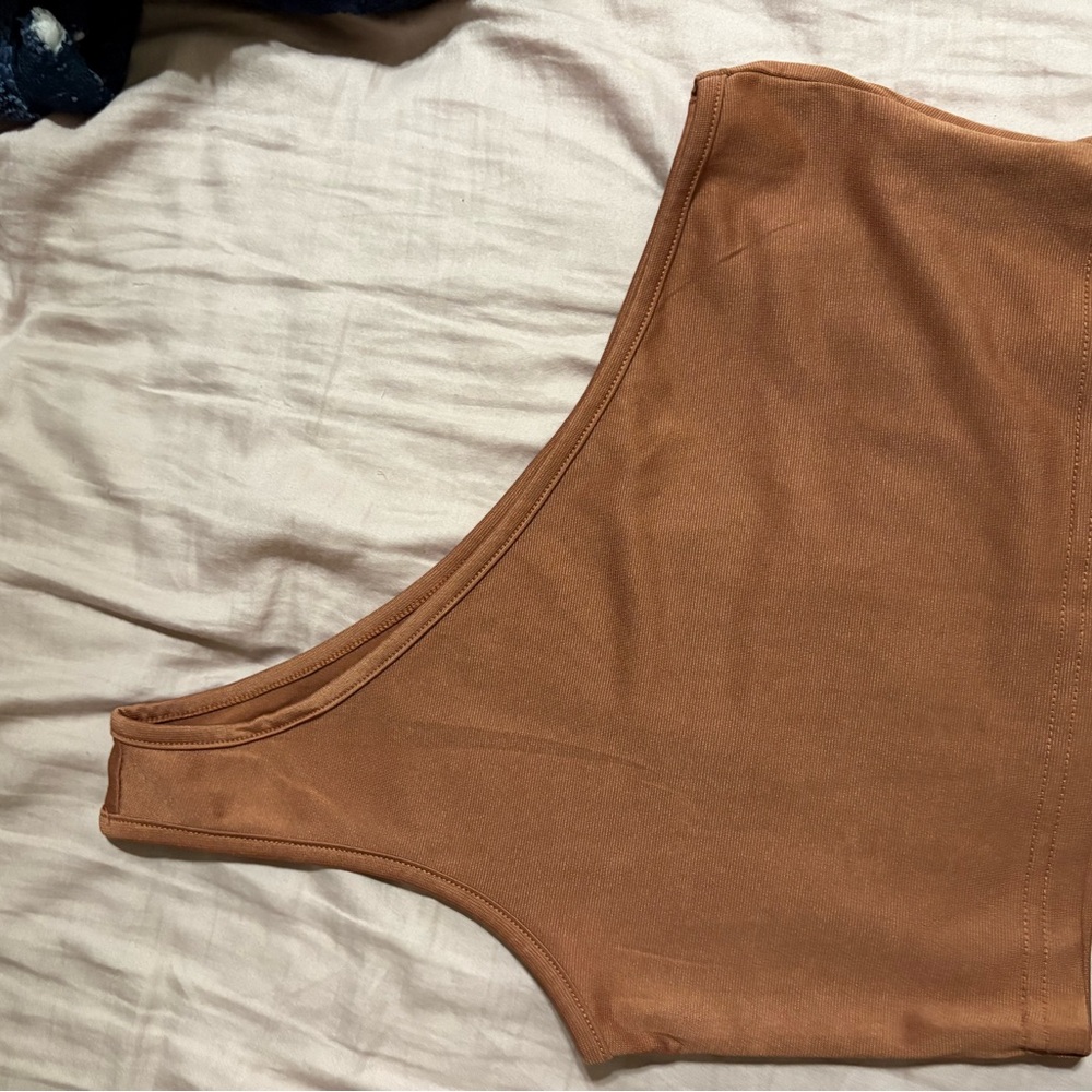 SHEIN Copper One-Shoulder Top